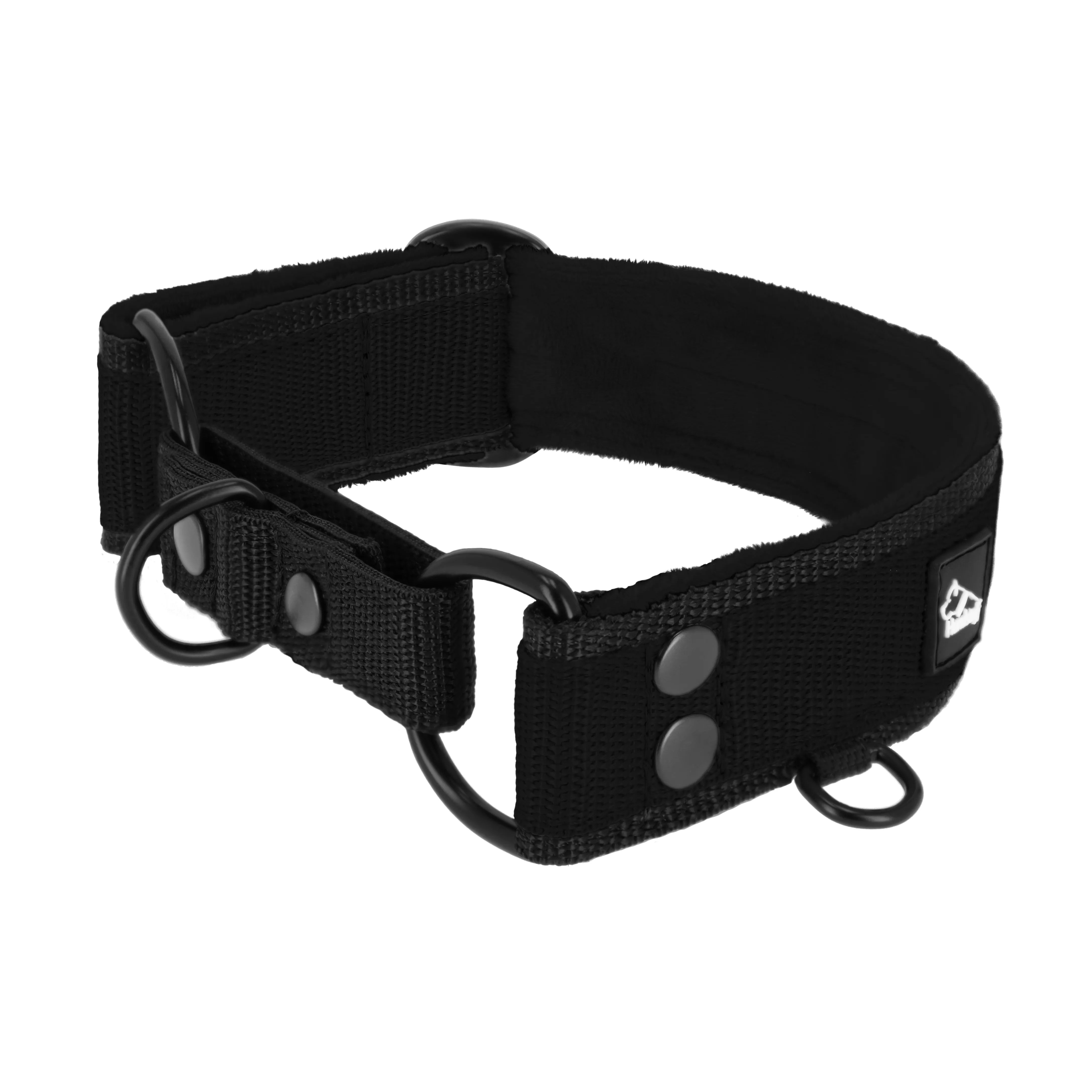Martingale Black Edition Negro - Cuello ancho forrado medio planchado